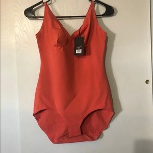 Heist Studio-The Outer Shaping Bodysuit